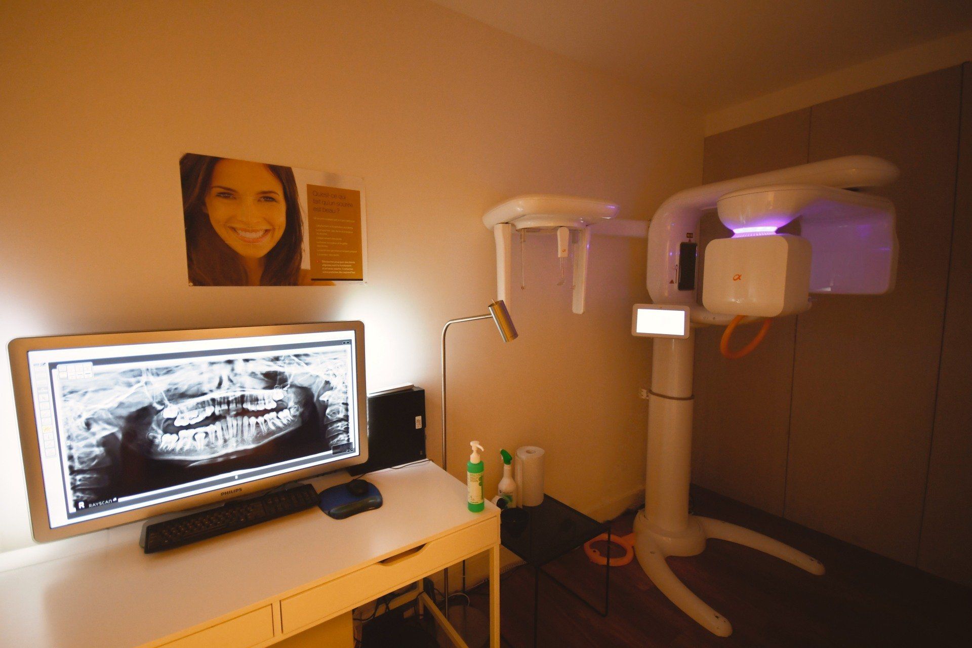 Centre dentaire carouge radio